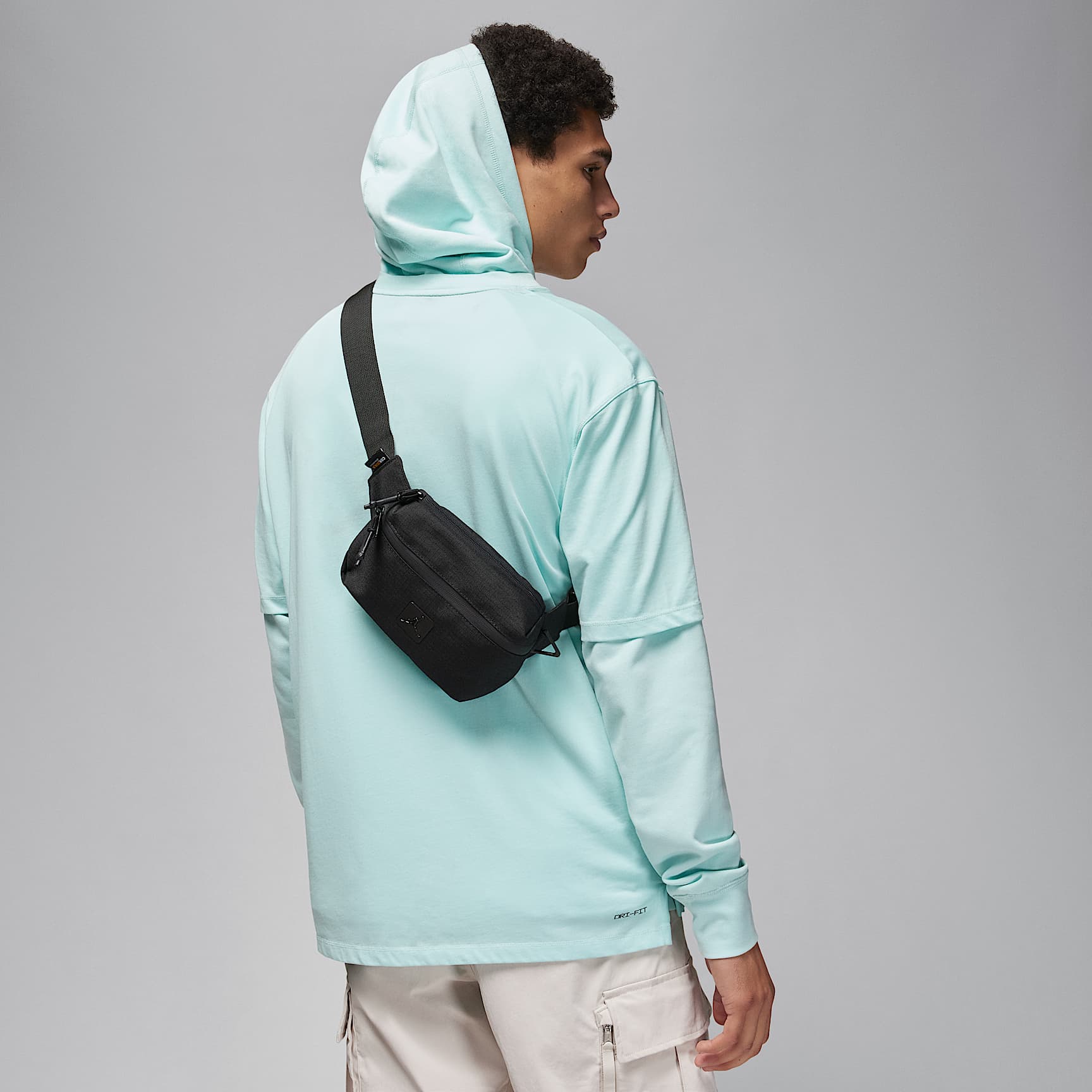 Jordan Franchise Crossbody Bag (2L). Nike.com